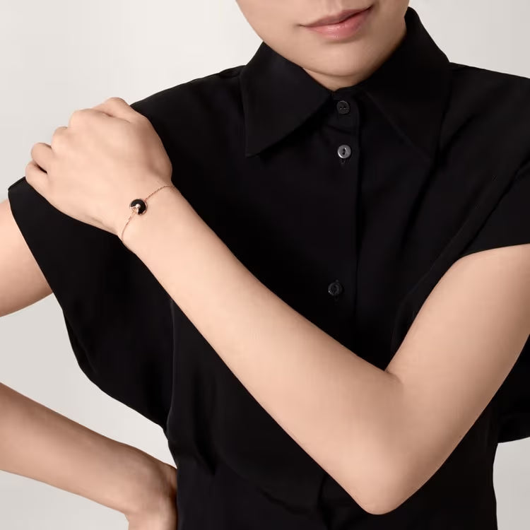 GOURMETTE CARTIER AMULETTE NOIR ONYX