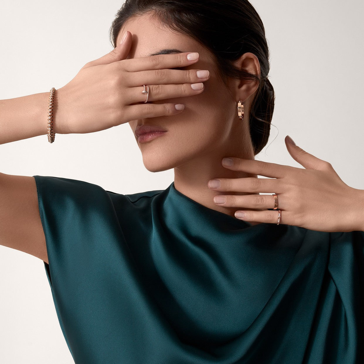 BAGUE CARTIER LOVE PETIT MODÈLE PAVÉ ROSE GOLD